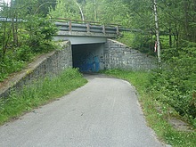 Zp�t do Harrachova tunelem