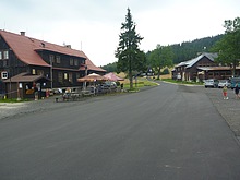 Parkovi�t� a ob�erstven� p�ed Jizerkou