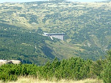 Labsk� bouda v pozad�