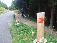 Po sjezdu n�sleduje ostr� lev�